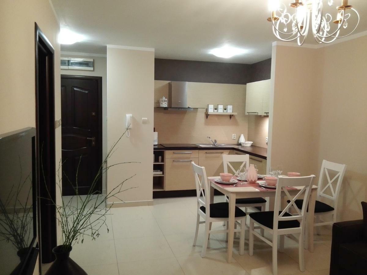 Rozany Zakatek Apartment Сърбиново Екстериор снимка